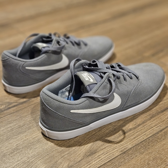Brand New Nike SB Check Solarsoft - Grey/White - Picture 3 of 6